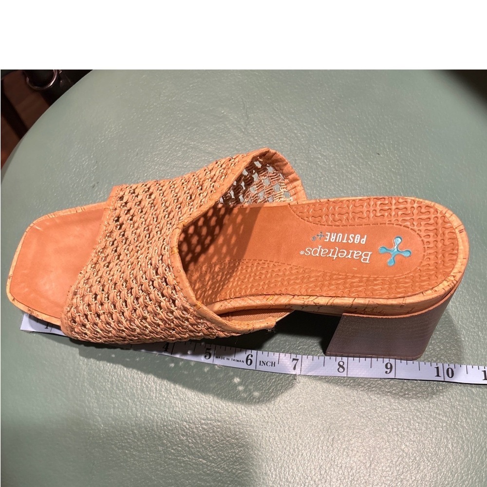 Baretraps Posture Plus+ Tan Woven Block Heel Square Toe Slide Sandals Womens - Picture 8 of 8